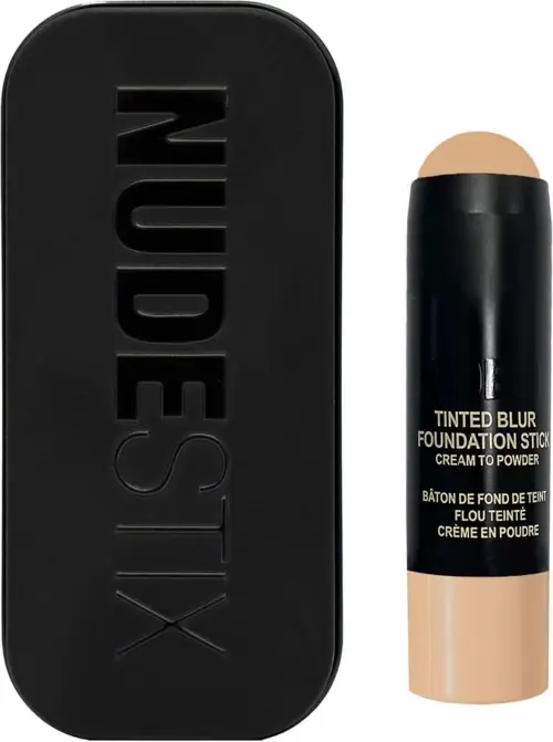 Sista chansen Nudestix Tinted Blur Stick Foundation Medium 4